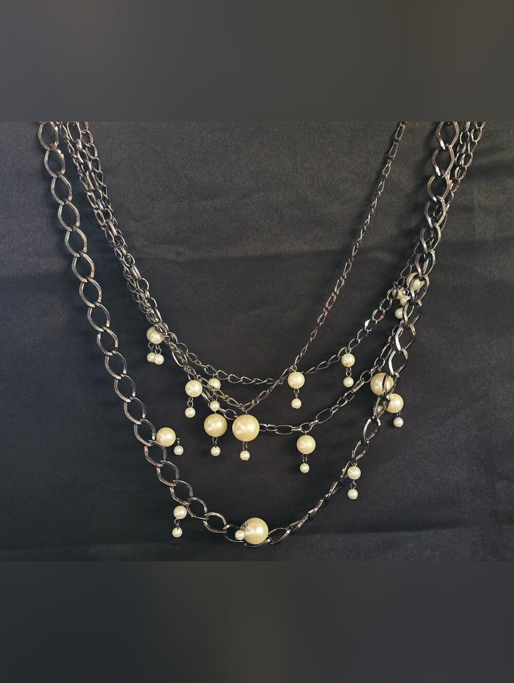 Gunmetal Multi-Strand Layered Chain and Faux Pearl Drop Statement Necklace